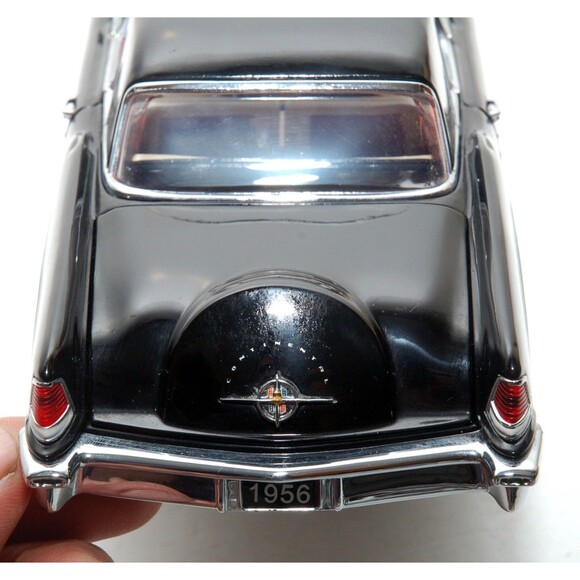 Franklin Mint Precision Models 1956 Lincoln Continental Mark II   1:24 Very Nice - Picture 6 of 11
